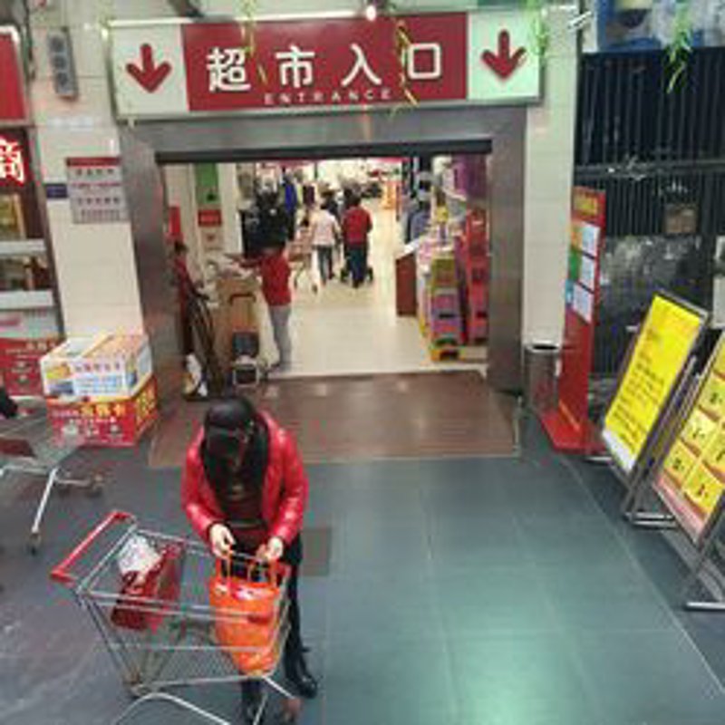 重庆便利店:城市脉搏中的微小温暖